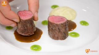 Filetto di agnello con spuma di carciofi gel di menta e caldarroste [upl. by Doggett]