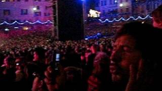 Laura Pausini  Piazza del Campo [upl. by Enilrae]