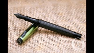 Monteverde Invincia Green  Review [upl. by Llertram]