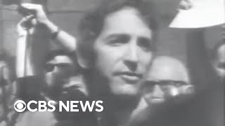 From the archives Daniel Ellsberg Pentagon Papers leaker turns himself in to authorities in 1971 [upl. by Anuska]