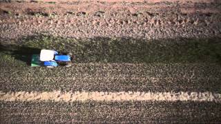 New Holland TT4 – Born to be wild [upl. by Amelus598]