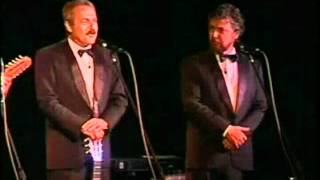 Les Luthiers  La pregunta filosófica [upl. by Botnick755]