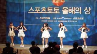 NoNoNo A Pink 에이핑크 Live  2013 Pro Baseball Sports Toto Awards [upl. by Uaerraj282]