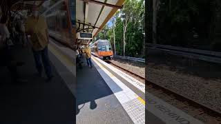 Sydneytrain  Artarmon station [upl. by Wilkens]