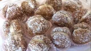 Amaretti farciti ricetta facile [upl. by Llertnek]