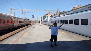 VLOG拍火車 🇹🇼雙十節國慶日的火車也一雙一雙進站  台灣火車影片 Taiwans Trains [upl. by Eibrab]