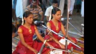 Toredu JeevisabahudeHari  Swetha amp Swathy  BHAJAN [upl. by Kallman451]