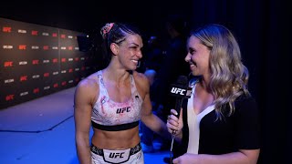 Mackenzie Dern comemora o retorno à coluna das vitórias  UFC Abu Dhabi [upl. by Stiles]