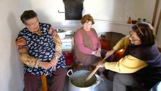 Cuinat un plato tradicional de la gastronomía de Ibiza en Semana Santa [upl. by Lertsek404]