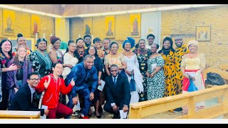 St Anselm Catholic Church Dartford United Kingdom Oh Yes in the presence of the Lord  Led by UKay [upl. by Enrobyalc246]