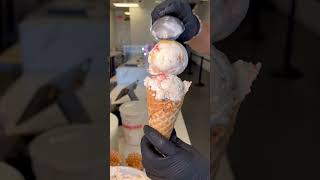 Have you ever tried PEACH BERRY COBBLER ICE CREAM icecream lasvegas foodchallenge [upl. by Helfant]