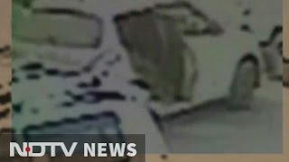 Kidnapping on camera Girl dragged into car outside college in Gurgaon [upl. by Nemad]