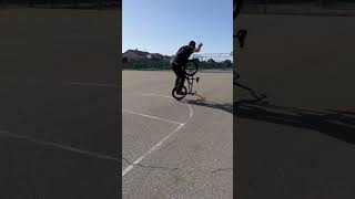 Hiker dippin’ and Karl flippin’ Dave DeBuono flatland bmx [upl. by Ariane]