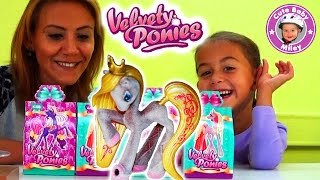 Velvety Ponies my lovely horsies unboxing  traumhafte Ponys  Kinderkanal [upl. by Neeneg]