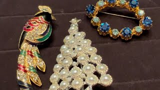 Vintage Jewelry repair How to replace a brooch pin [upl. by Tobe]