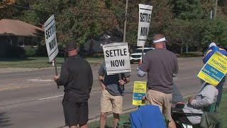 GahannaJefferson teachers on strike [upl. by Aisatna]