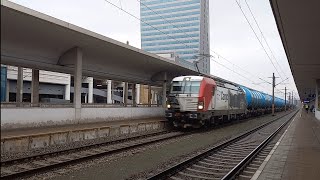 Vectron mit Kesselwagen in Linz Hbf [upl. by Stamata593]