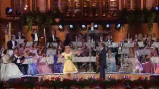 Andre Rieu amp Mirusia Louwerse  Zwei kleine Italiener 2009 [upl. by Jennie]