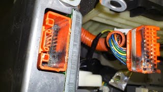 Code P3030 Toyota Prius Disconnection between battery and ECU [upl. by Anirret]