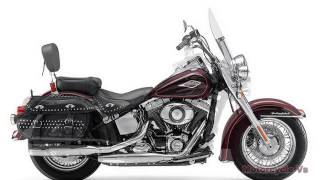 2015 Harley Davidson FLSTC Heritage Softail Classic VS Yamaha V Star 950  Visual Comparison [upl. by Cele37]