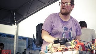 Dan Deacon live at Villette Sonique 2009 Paris by Soul Kitchen [upl. by Annawoj38]