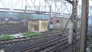 Entering Howrah Junction  Glorious earlymorning entry onboard Chennai Central  Howrah Mail [upl. by Goldy]