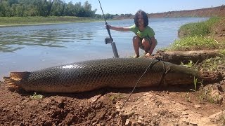 Fishing For Prehistoric Dinosaurs In Texas [upl. by Eilahs746]