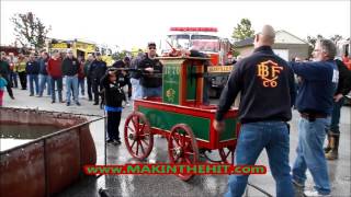 1770s Bernville PA HandPumper in Action 10052014 [upl. by Durr]