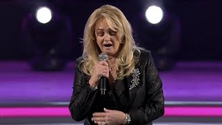 Bonnie Tyler  Total Eclipse of the Heart Live 2019 [upl. by Bywoods]