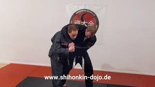 Was tun bei Schwitzkasten  Shihonkin Dojo eV  Berlin [upl. by Akenal782]