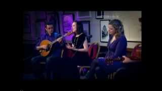 Julie Fowlis amp Muireann Nic Amhlaoibh  Eilean Uibhist mo Ruin [upl. by Tabib]