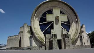 Portal del Cementerio de Saldungaray · Obra de Francisco Salamone · Argentina [upl. by Stagg]