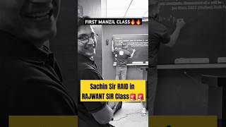 Sachin Sir Raid in Rajwant Sir Class🚨🚨 jeewallah shorts pw physicswallah [upl. by Nahtanoy]