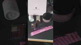 Glossybox de novembre [upl. by Assiled]