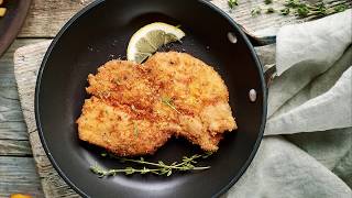 Recette  Escalope milanaise [upl. by Redmer]