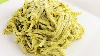 Receta Italiana Pasta Pesto  Comida Facil de Cocinar [upl. by Goeselt]