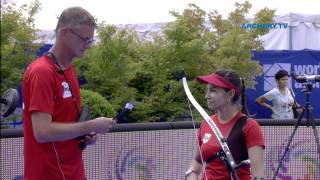 Bérengère Schuh v Denisse Van Lamoen — recurve womens semifinal  Turin 2011 World Championships [upl. by Jonati]