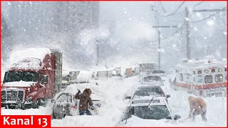 Great Lakes region blanketed by several feet of lake effect snow [upl. by Rossi319]