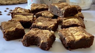 Brownie au beurre de cacahuète [upl. by Enileqcaj]