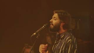 Salvador Sobral  sem voz LIVE Ao Vivo Teatro Maria Matos [upl. by Acimaj]