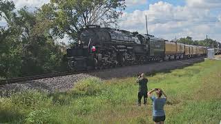 UP BIG BOY 4014 comes to HOUSTON [upl. by Odlanar]