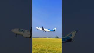 Chhoti chhoti Raate ytviral ytshorts trend yt song airlines plane airport foryou takeoff [upl. by Airdnaxila631]