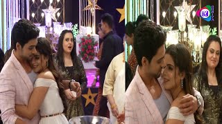 Thapki amp Purab Share A Special Moment At New Year Party  Thapki Pyar Ki 2 [upl. by Anaahs]