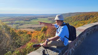 Hiking around the Champlain Lookout Trail Gatineau Quebec गातिनु सहरको वरिपरी रहेका रमणीय ठाउँहरू [upl. by Hendrik]