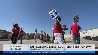 UAW strike day 19 Layoffs stacking up as US Senator Gary Peters visits striking GM workers [upl. by Sidnak]