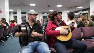 Irish flight delayed so trad session started between DaoiríFarrell Geoff Kinsella and Robbie Walsh [upl. by Lal]