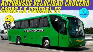 Autobuses a velocidad crucero sobre la federal 57 Querétaro  San Luis Potosí Turismo por carretera [upl. by Jeu]