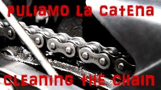 PULIRE LA CATENA MOTO  CLEAN THE CHAIN  TUTORIAL 2 [upl. by Haimerej]