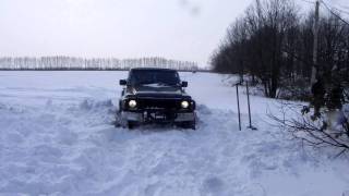 Nissan Safari TD42 snow [upl. by Miehar885]