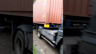 CARGO CONTAINER VAN cargo container van bigtruck shortsviral short [upl. by Kceb]